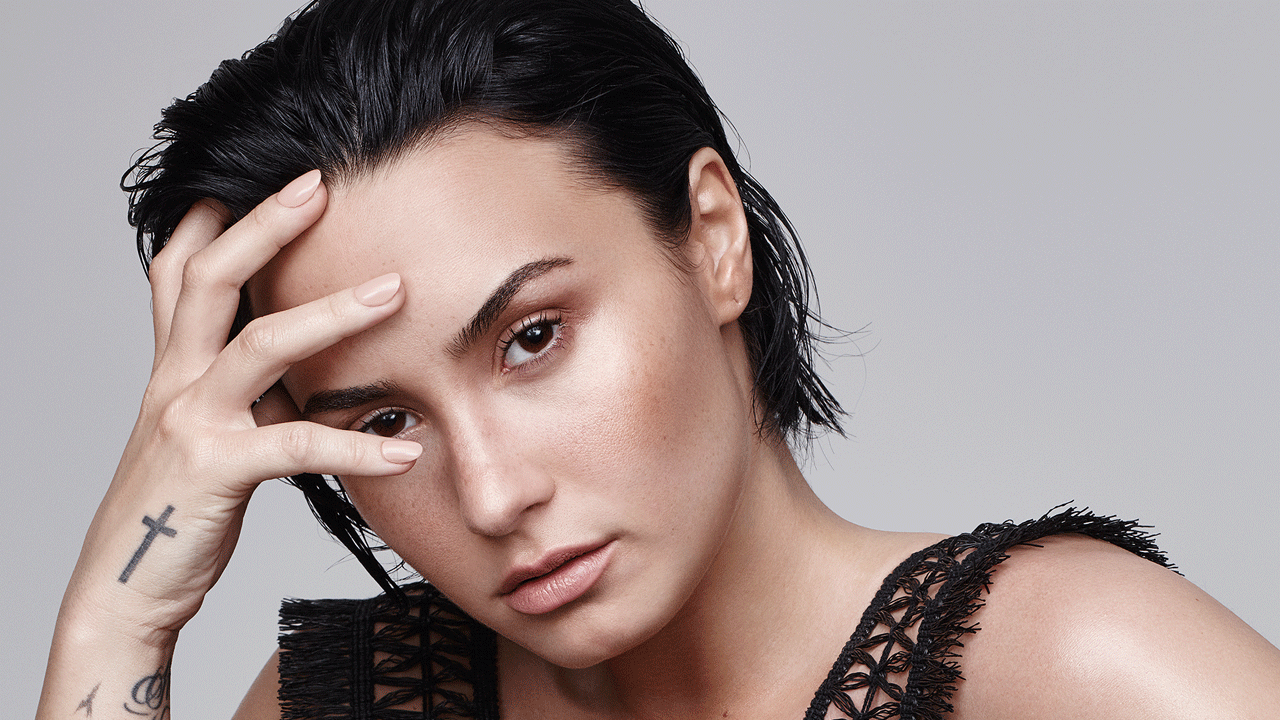 Demi Lovato: sigue en estado muy grave | FRECUENCIA RO.