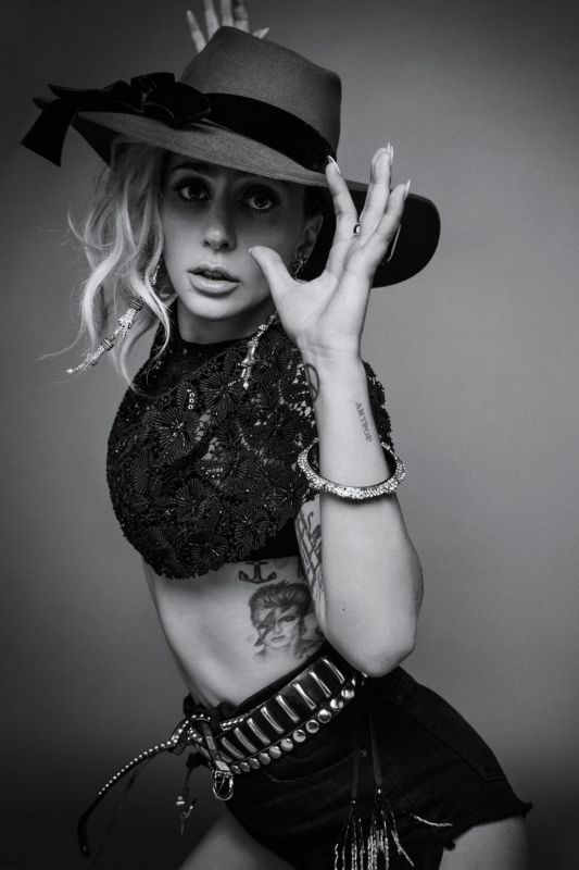 Lady Gaga, grabará una pelicula en el Coachella | FRECUENCIA RO.