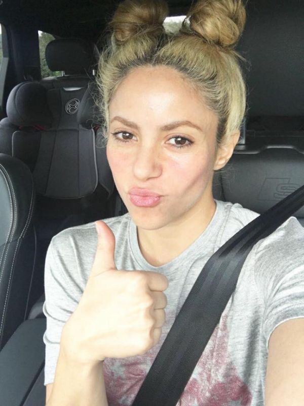 Shakira festeja su nuevo éxito  | FRECUENCIA RO.