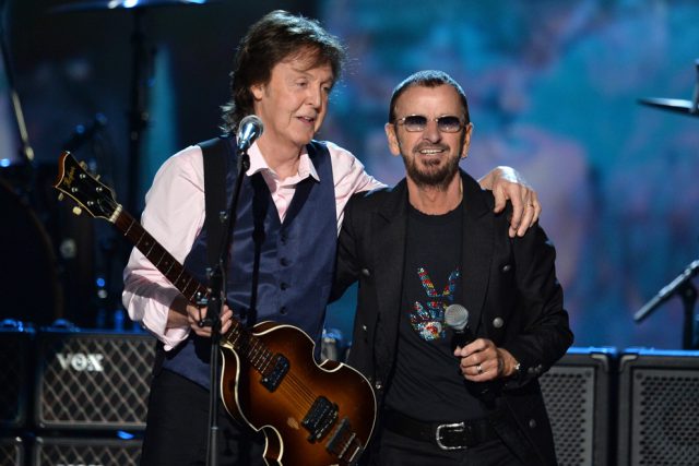 Ringo Starr y Paul McCartney se unen para grabar tema de John Lennon | FRECUENCIA RO.