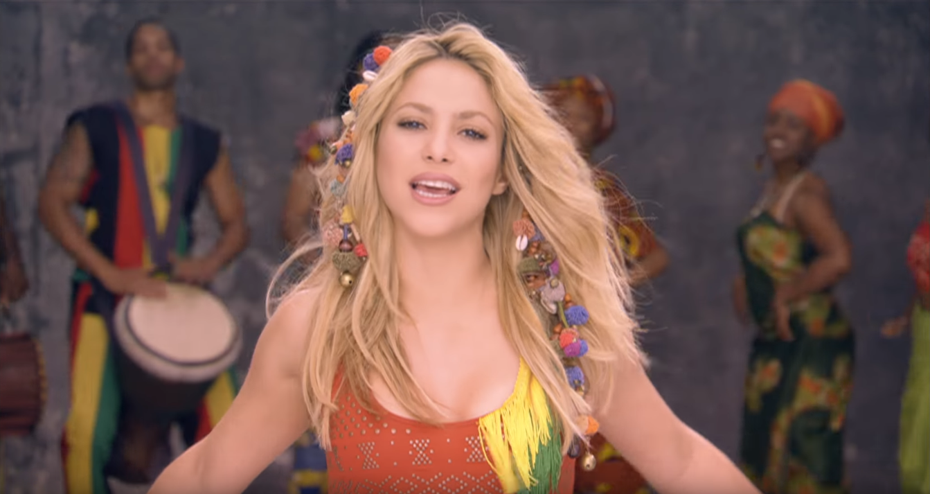 La reacciÃ³n de Shakira al enterarse de un nuevo logro de "Waka Waka" | FRECUENCIA RíO.